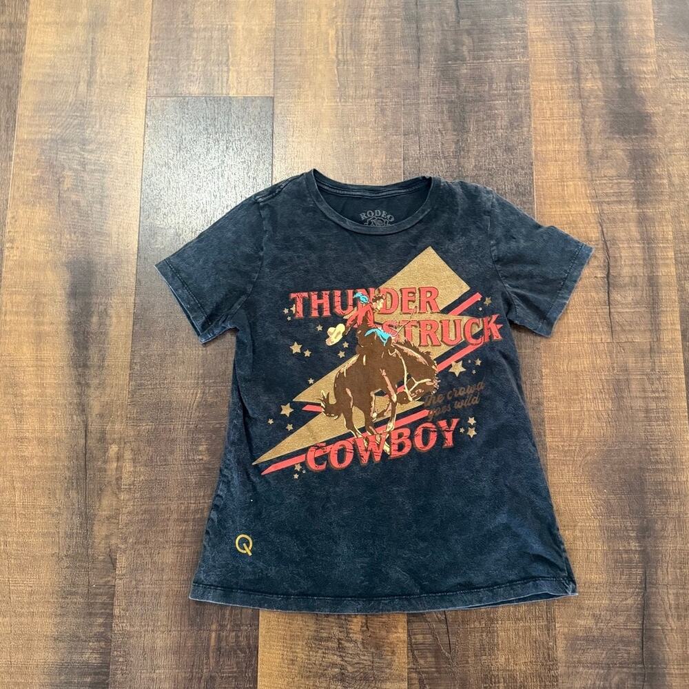 Rodeo Quincy Thunder Truck Cowboy Graphic Tee Women’s Small Black